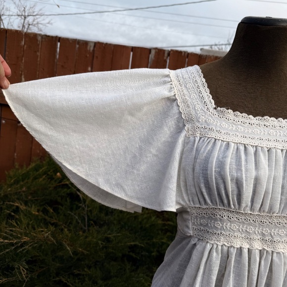 Dreamy Vintage 70s white prairie maxi dress - Picture 6 of 13